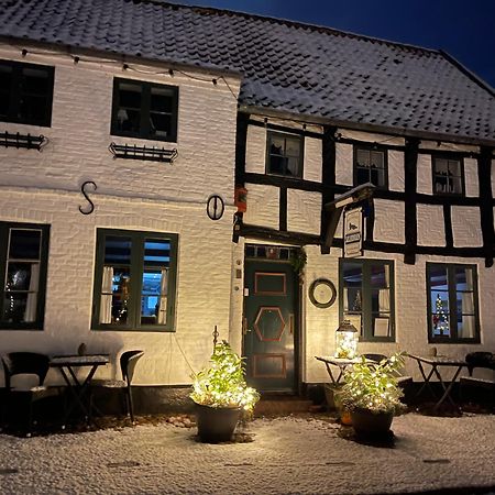 Restaurant Saelhunden Bed & Breakfast Ribe Exterior foto