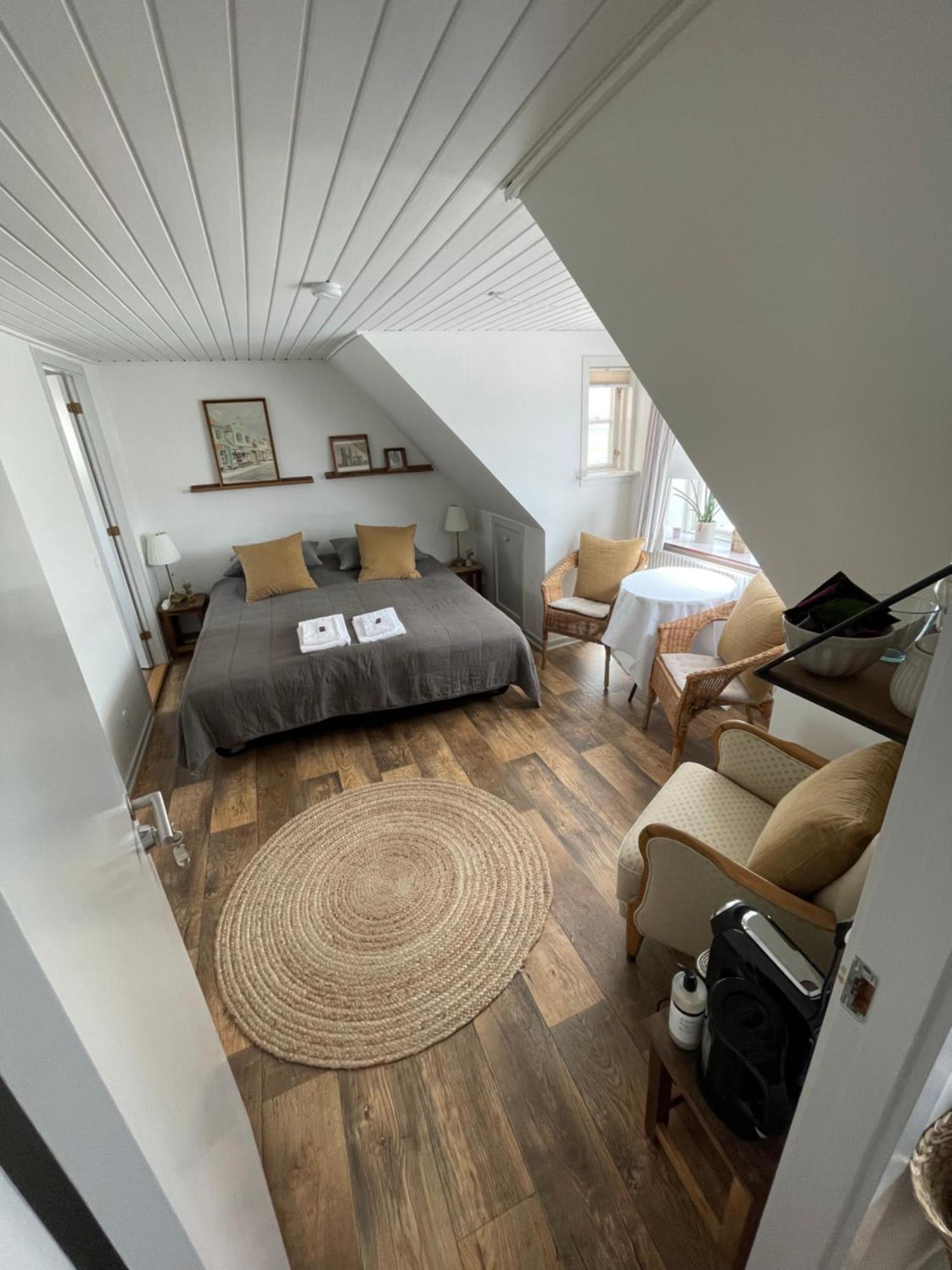 Restaurant Saelhunden Bed & Breakfast Ribe Exterior foto