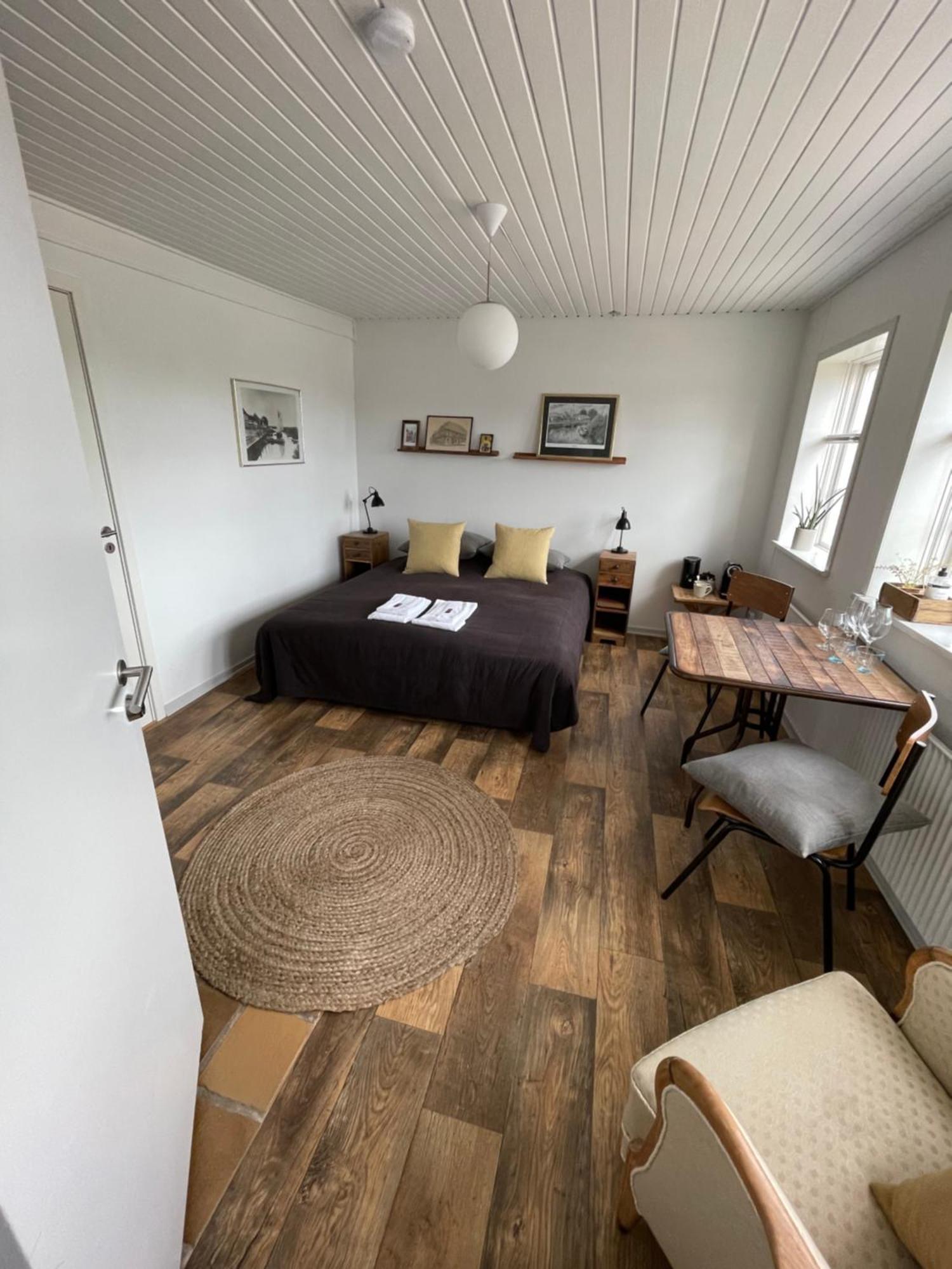 Restaurant Saelhunden Bed & Breakfast Ribe Exterior foto
